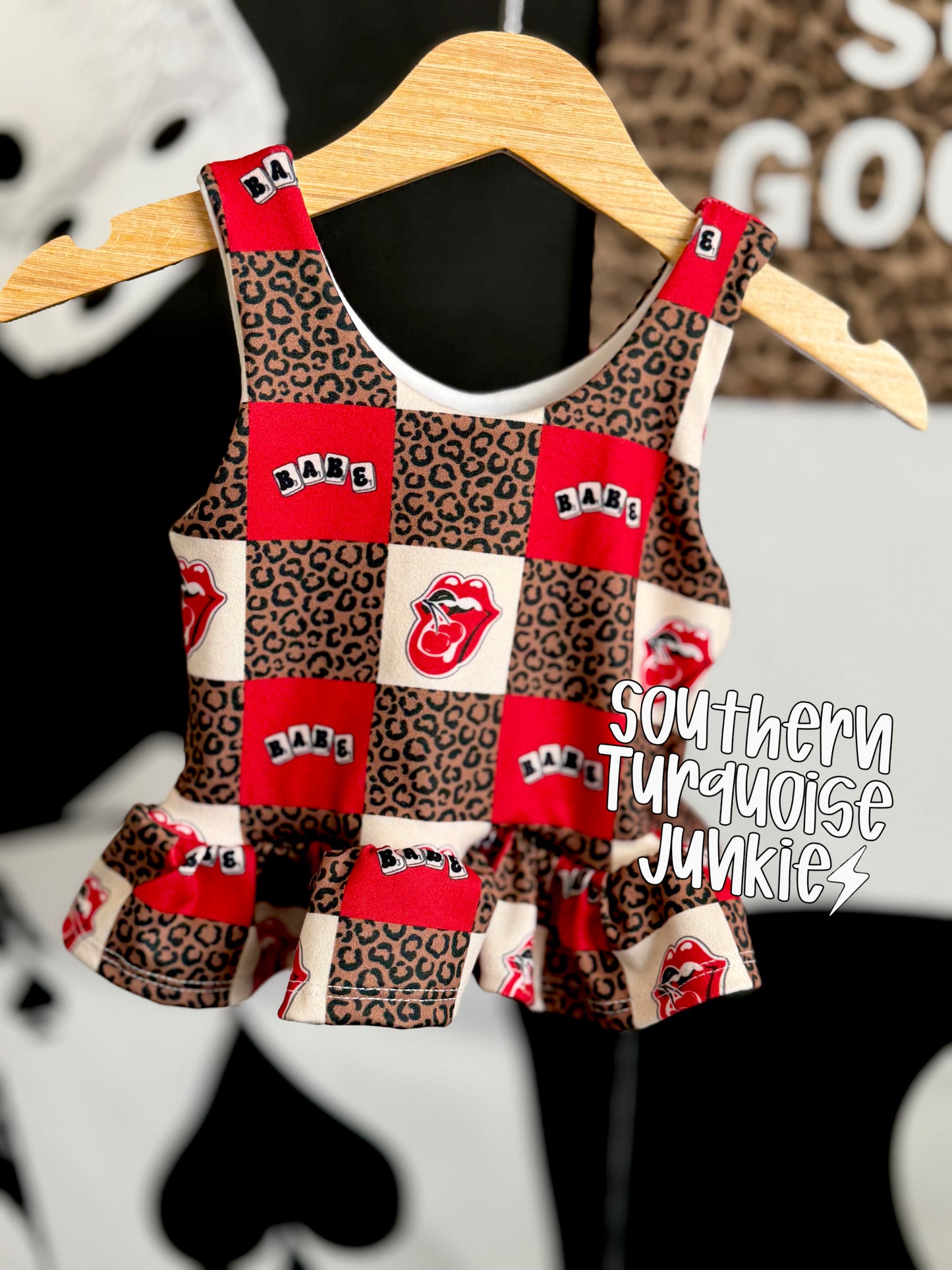 12/18 RUFFLED TANK