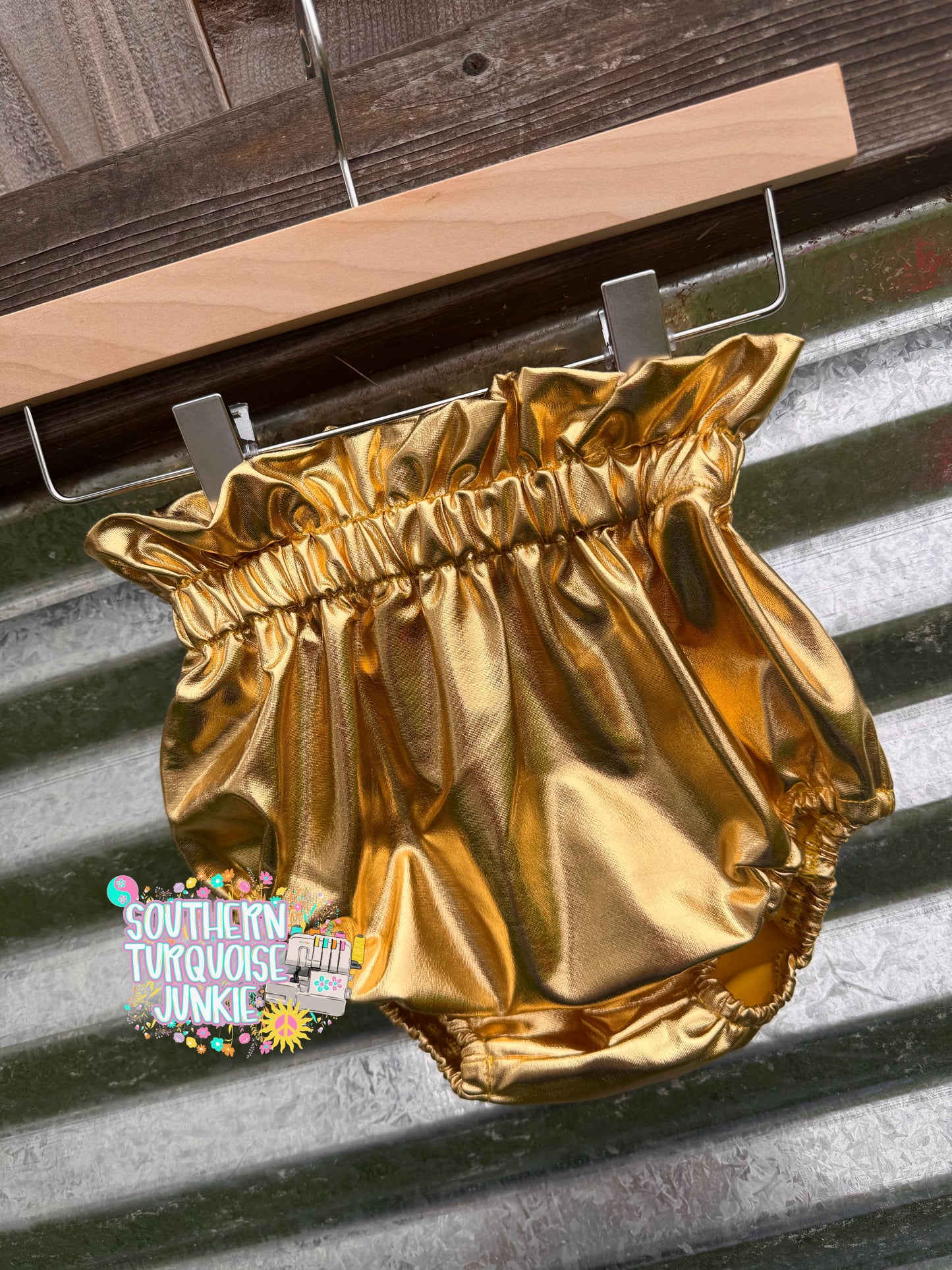 GOLD METALLIC BLOOMIES