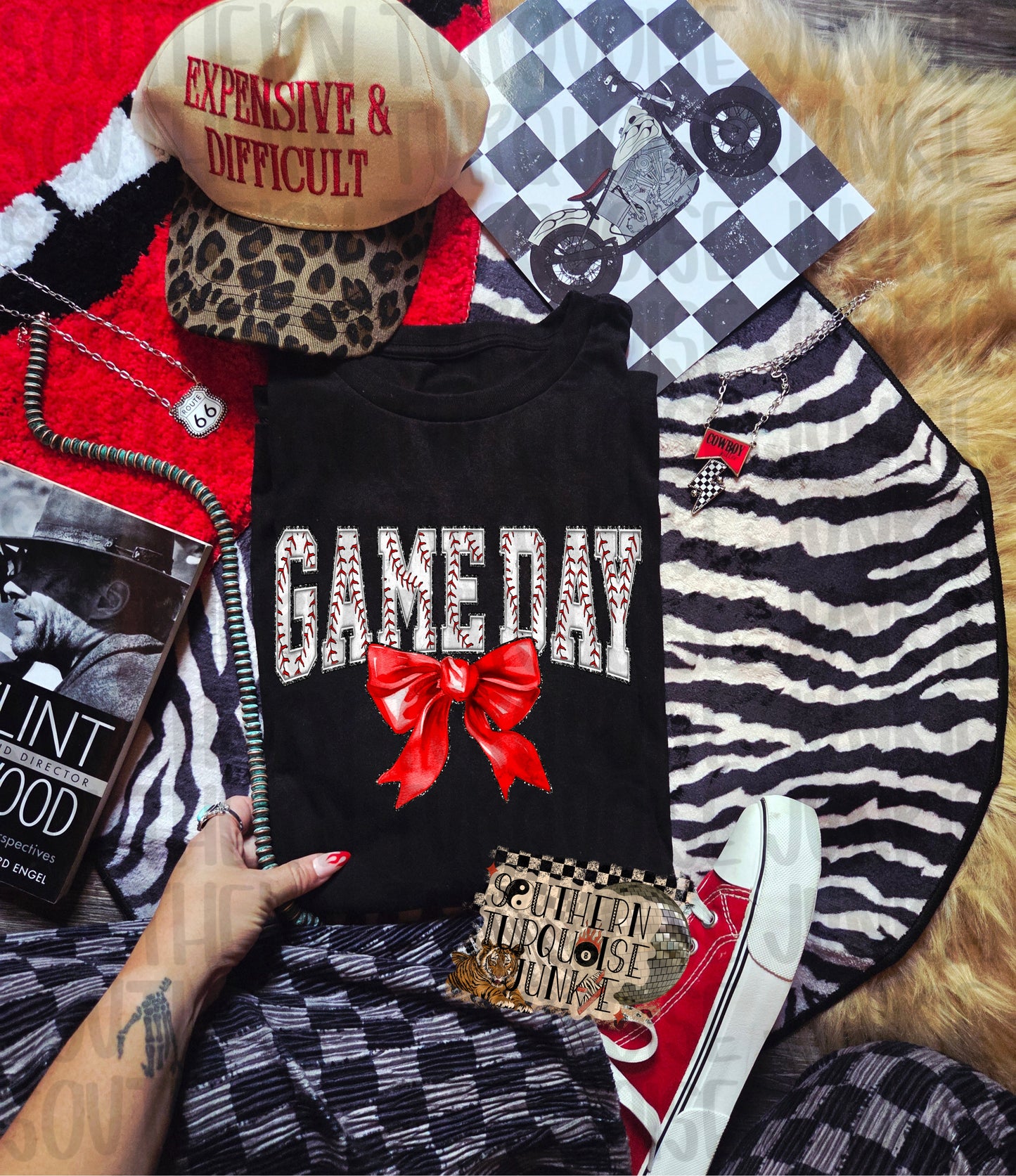 GAME DAY BOW TEE