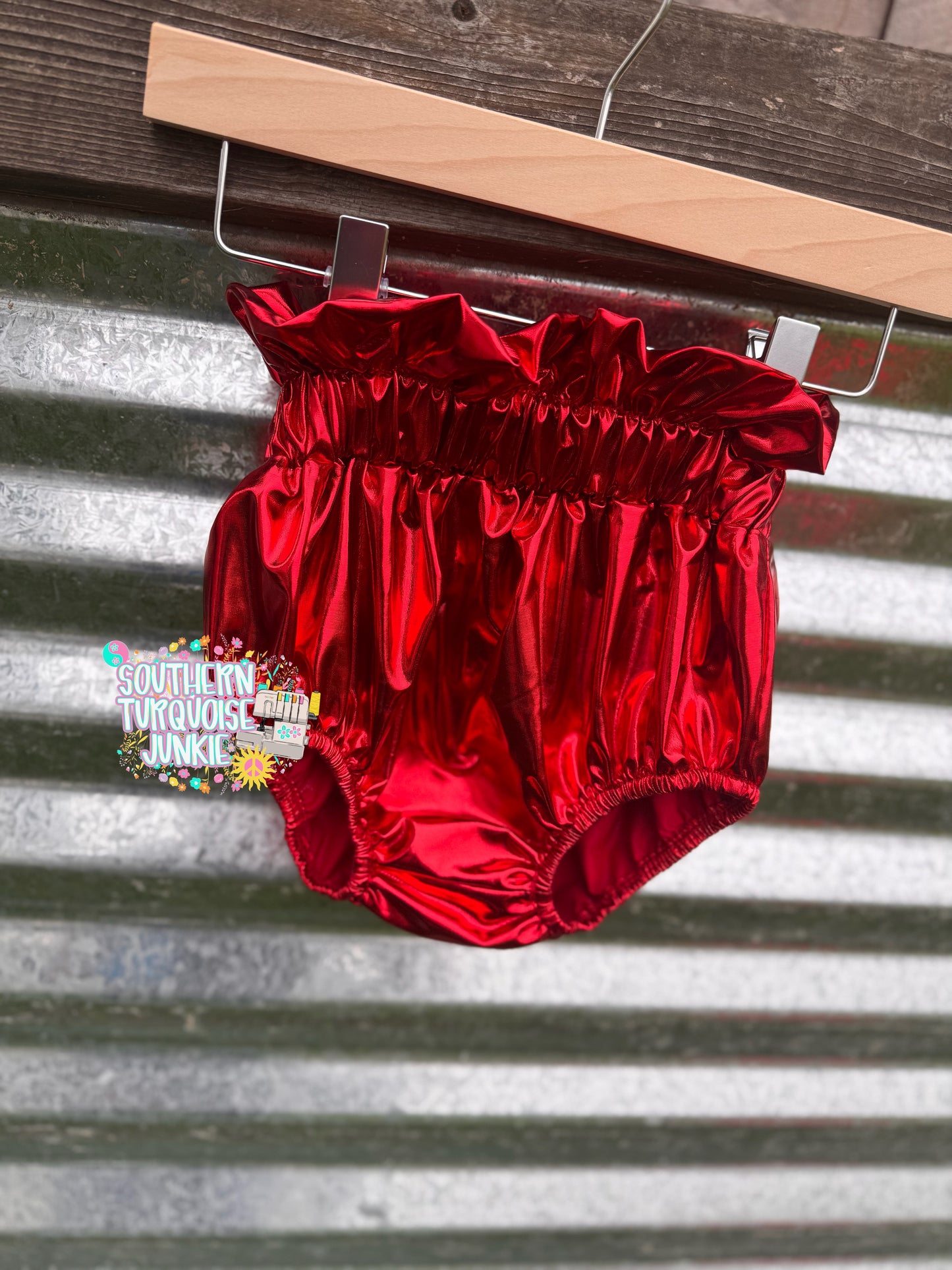 RED METALLIC BLOOMIES