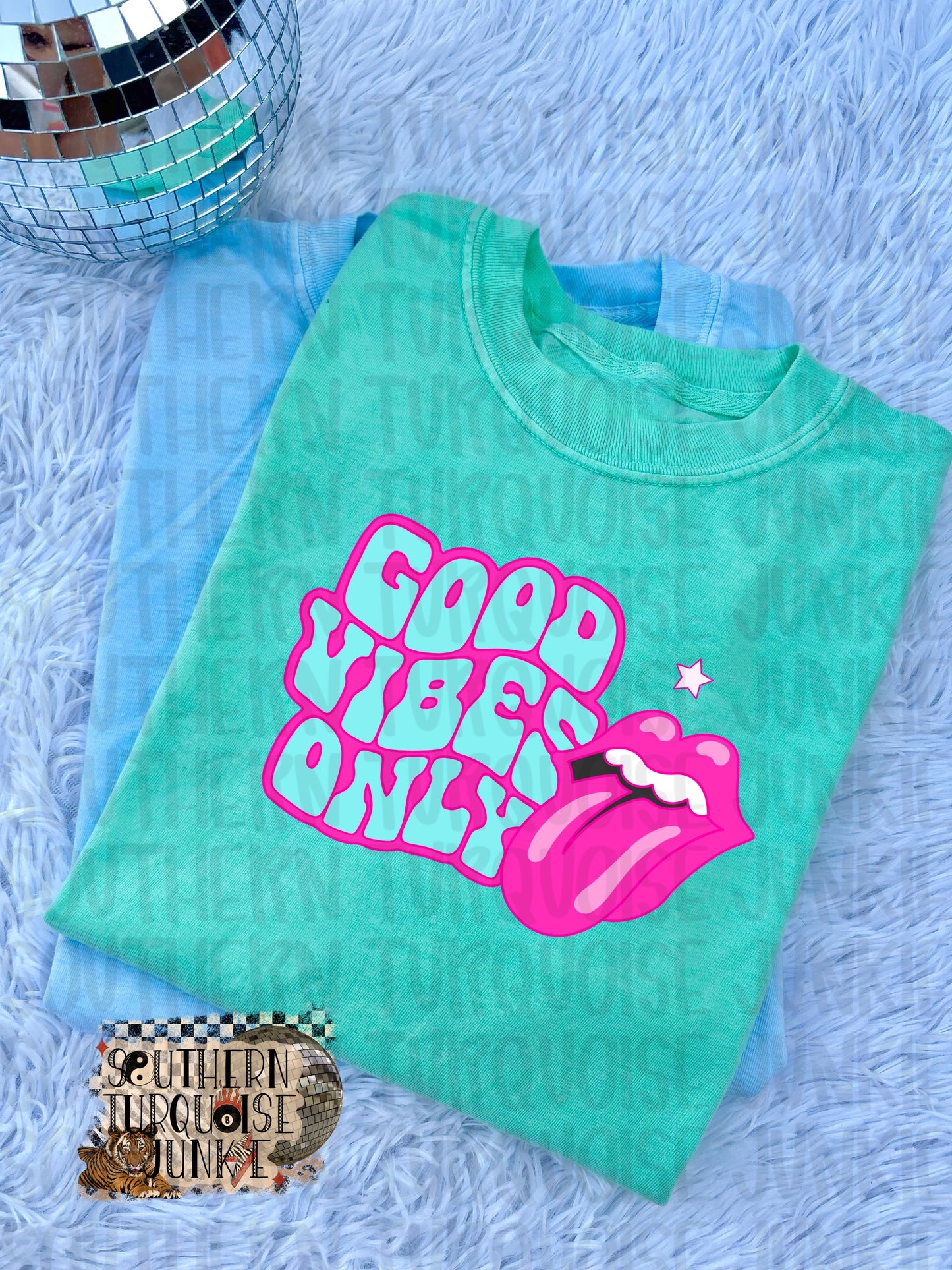 GOOD VIBES ONLY TEE