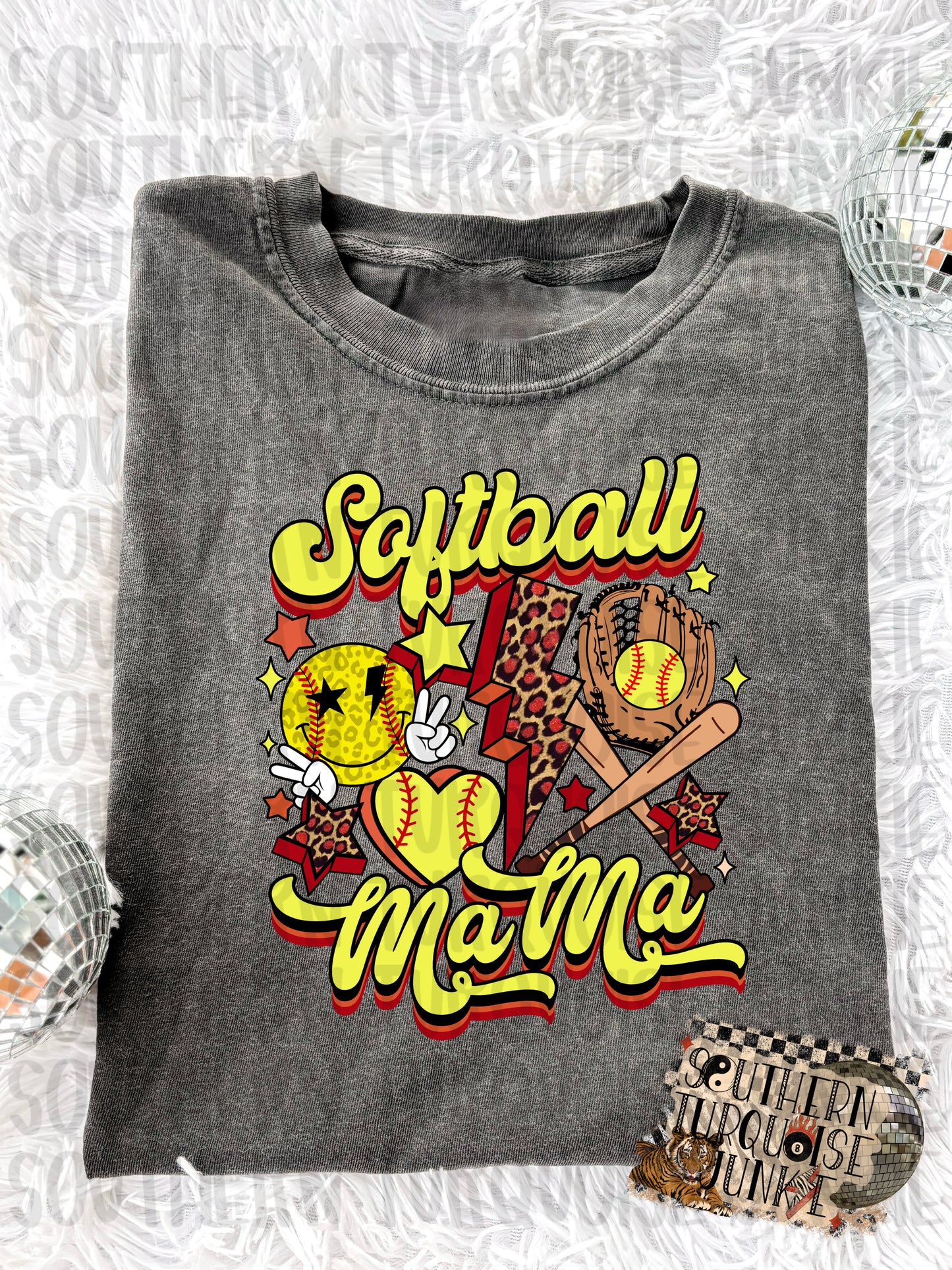 SOFTBALL MAMA TEE