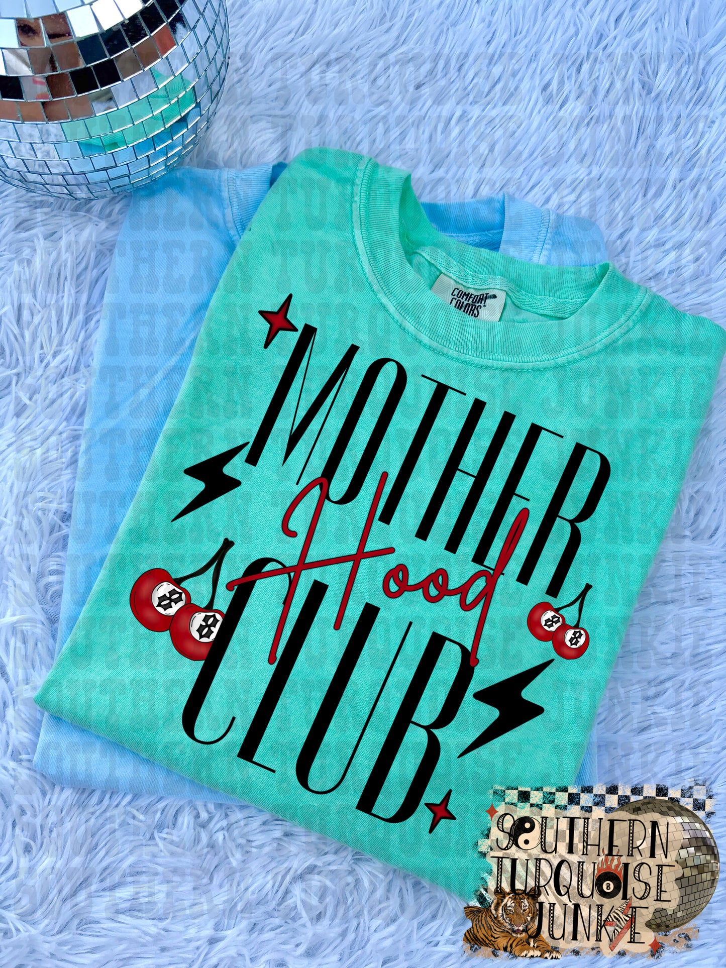 MOTHERHOOD CLUB TEE