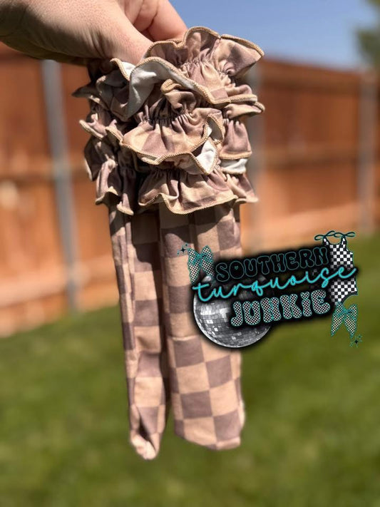BROWN CHECKER SOCKS