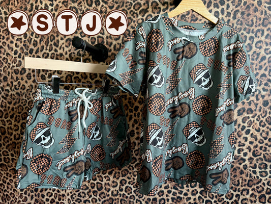 6/7- boyhood comfy set Boutique made